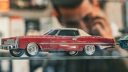 Ces modèles qui vont disparaître d’ici fin 2025/début 2026 : impact sur l’achat et la revente