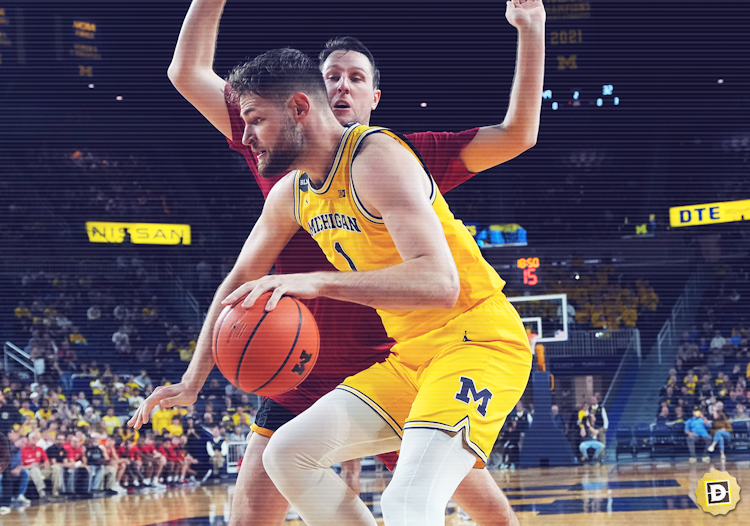 College Basketball Best Bets: Three Favorite Picks for Monday, November 7