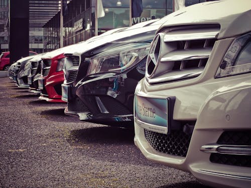 Top 10 des voitures d’occasion idéales pour jeunes conducteurs en 2025