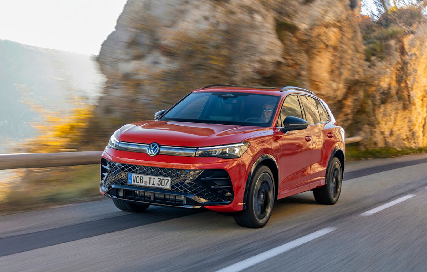 Ein VW Tiguan eHybrid.