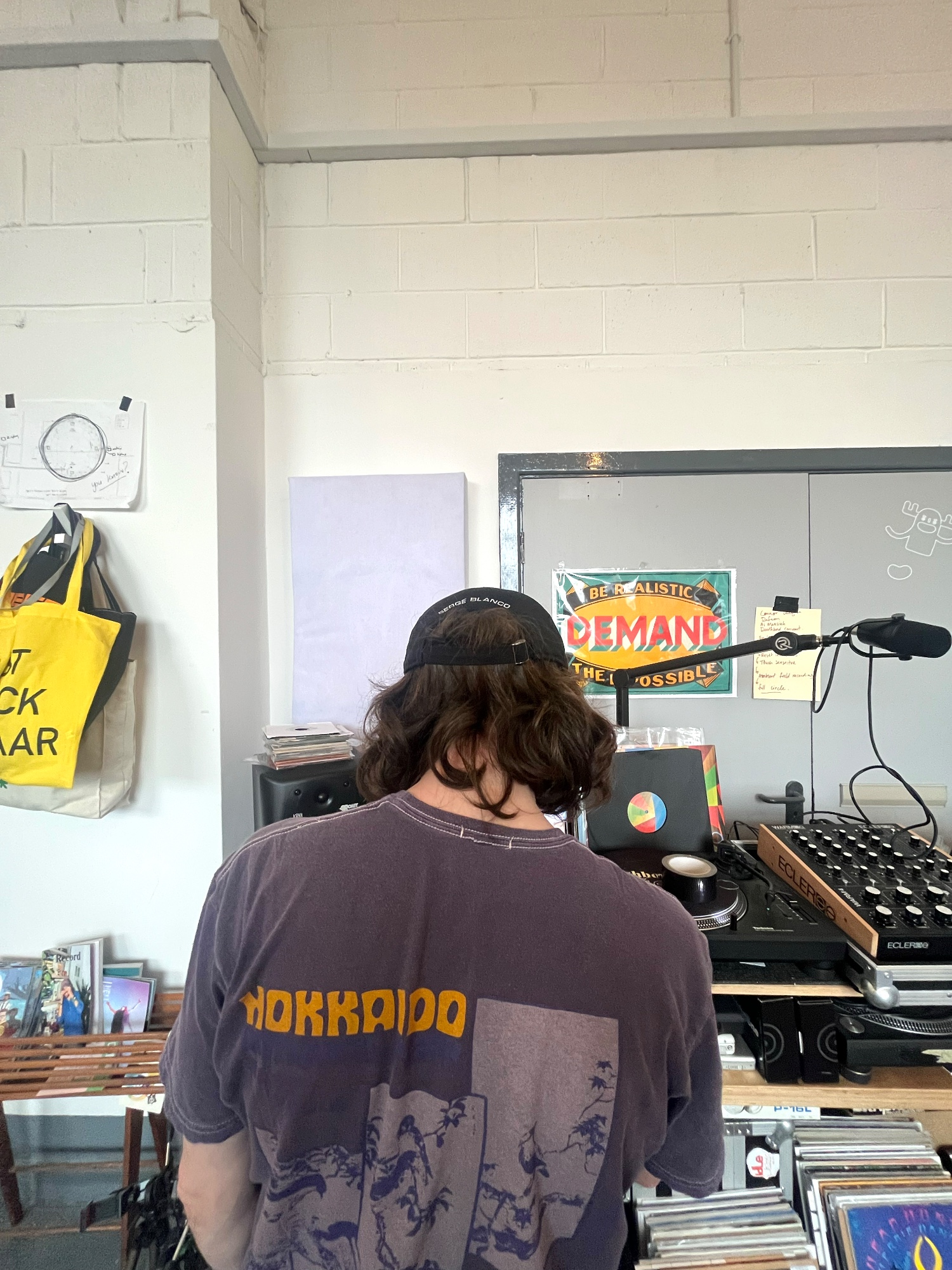 Neighbourhood: Notes from belfast with A.Cue and Defcon a.k.a Deathbed Convert