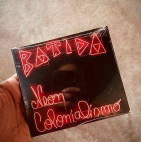 Batida Apresenta: Neon Colonialismo