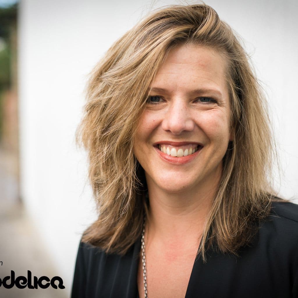 Cosmodelica with Colleen 'Cosmo' Murphy // 05-05-17