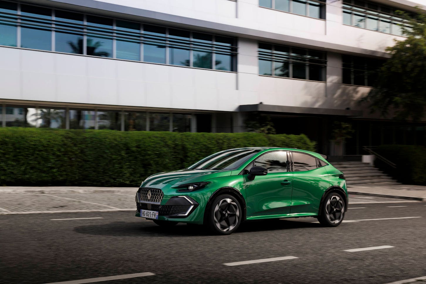 Renault Clio Full Hybrid E-Tech Seitenansicht