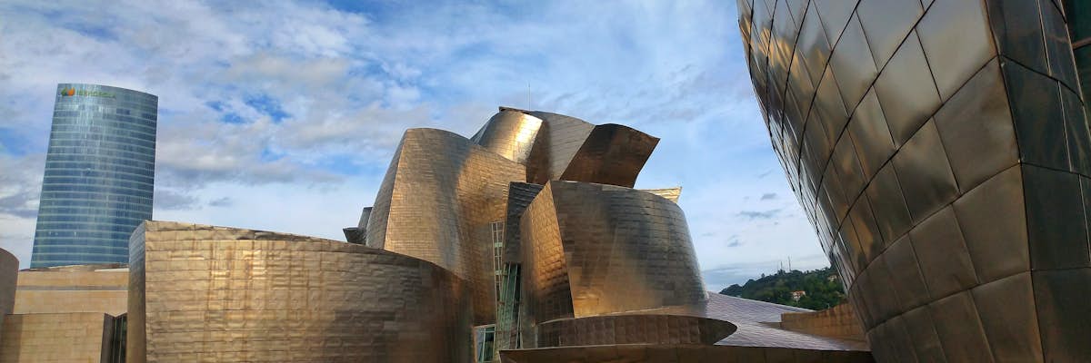 Bilbao City & Guggenheim Museum Live Virtual Tour Beeyonder