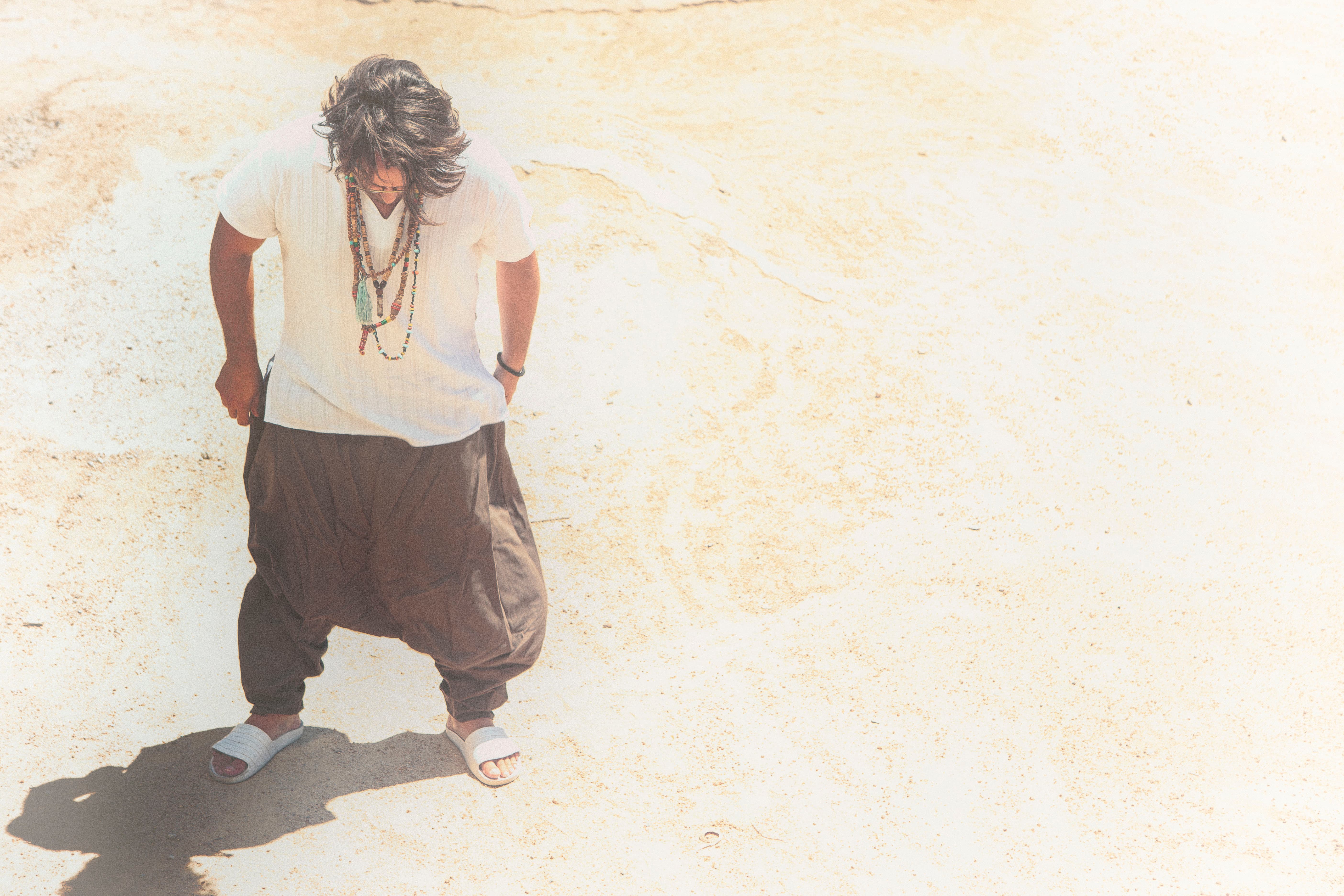 Hour of Light: Ahu with Mike Steva