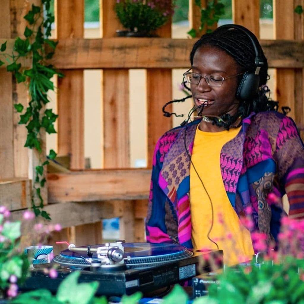 Melanin: NikNak // 22-12-20