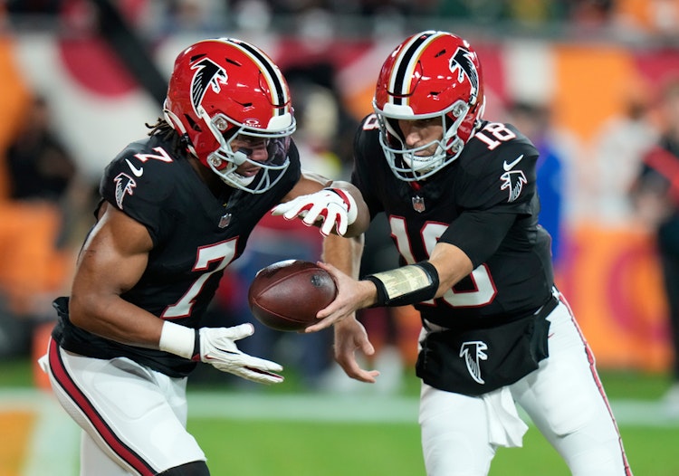 NFL Projections for Week 16 fantasy semifinals.