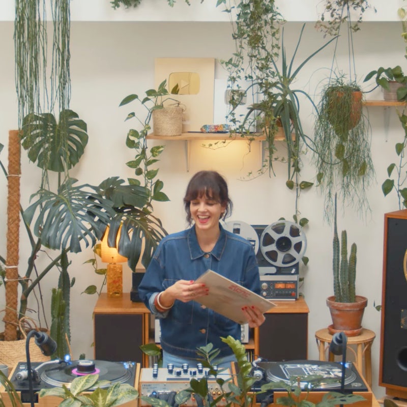 Version Internationale: Léna C.