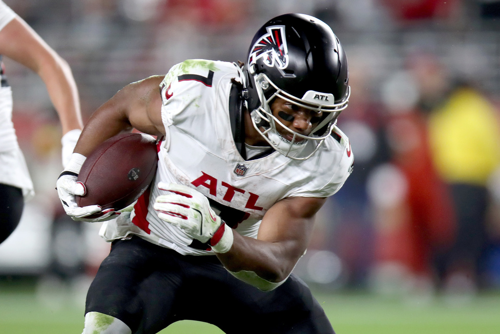 NFL anytime touchdown scorer predictions for Week 8 include Jonathan Taylor, Derrick Henry [2025]