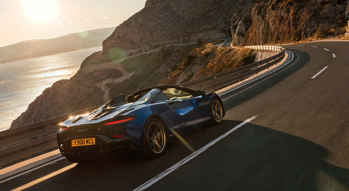 Ein McLaren Artura Spider.