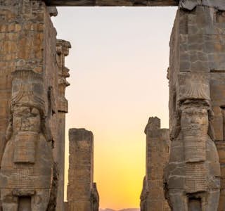 Virtual Guided Tour of Persia's gallery image