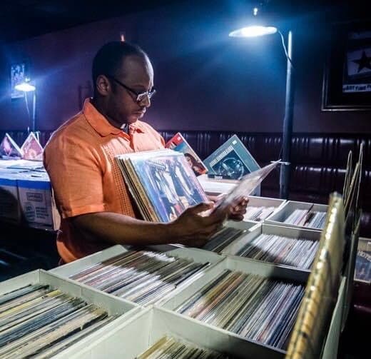 Artform Radio: Michael Barnes - Moods In Free Time