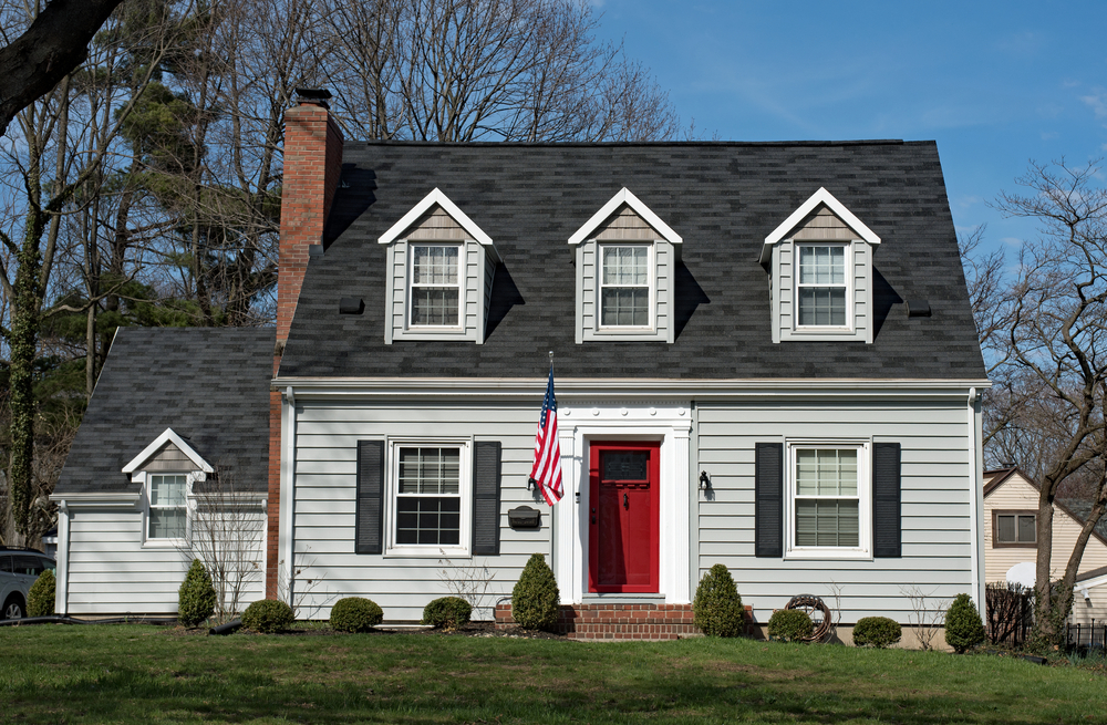 What Is A Cape Cod Home - What Color To Paint A Cape Cod House