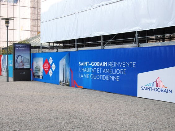 Panneaux de chantier réglementaires et publicitaires pour BTP