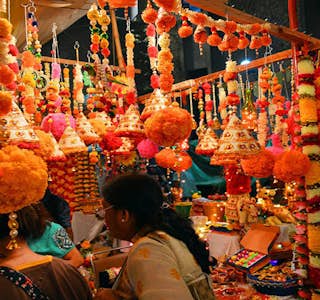 Diwali Bling- Let's explore the markets of Delhi's gallery image