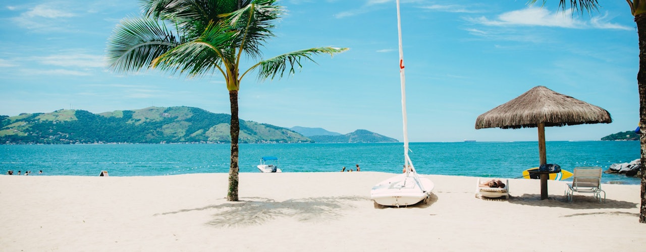 How to Throw an Epic Labor Day Luau Party