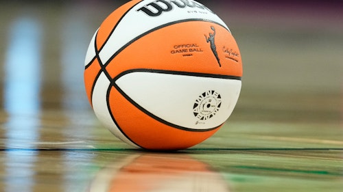 Who would win Clay Travis’ $10M WNBA "battle of the sexes" game?