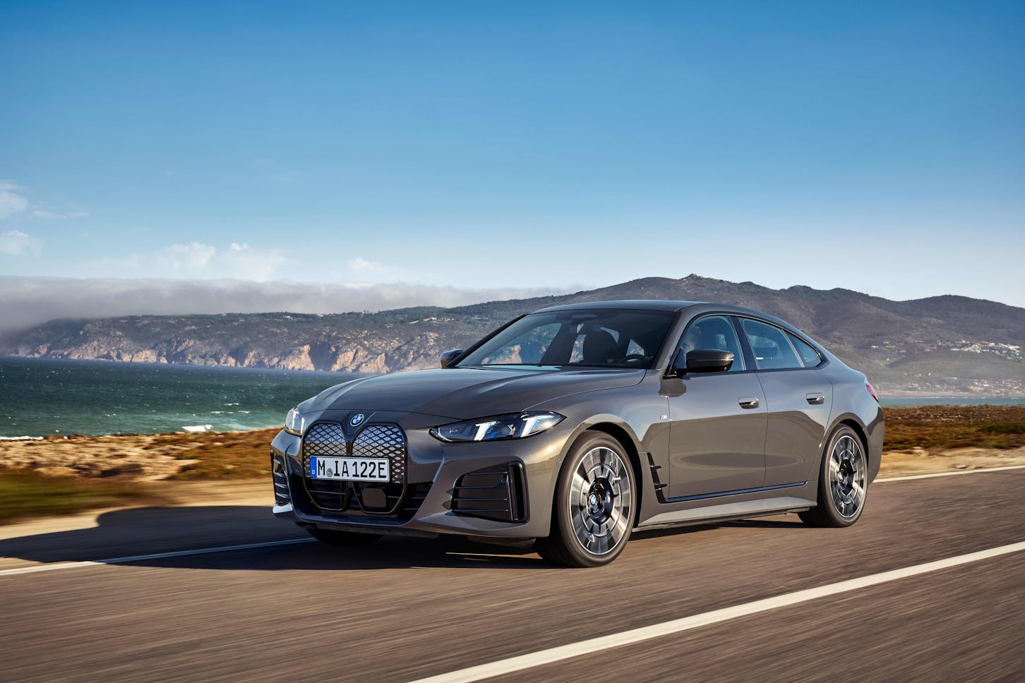 Ein BMW i4 xDrive40.