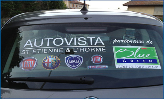 Lettrage pour vitre voiture