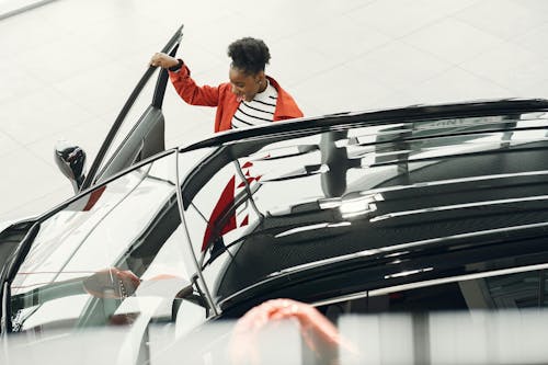Faut-il passer par un mandataire automobile pour vendre sa voiture ?