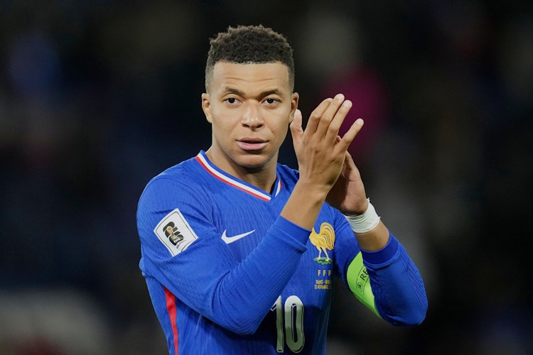 Kylian Mbappe World Cup props and player projections.
