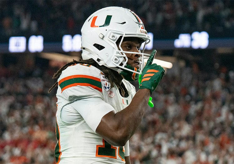 College football predictions, college football betting, college football picks.