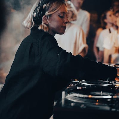 Tereza with Kamaal Williams and Bradley Zero