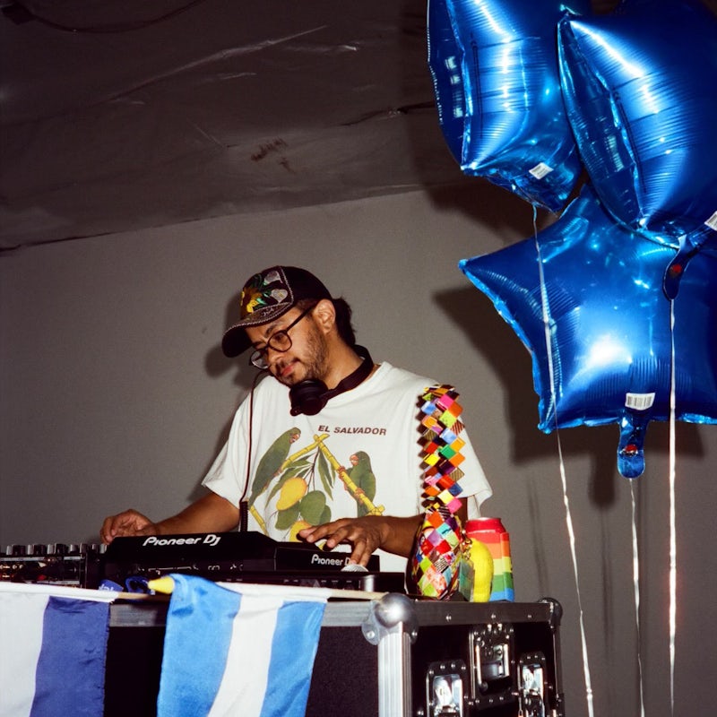 ¡Avanzan: Songs of Resistance! w/ gfunktrece (dublab)