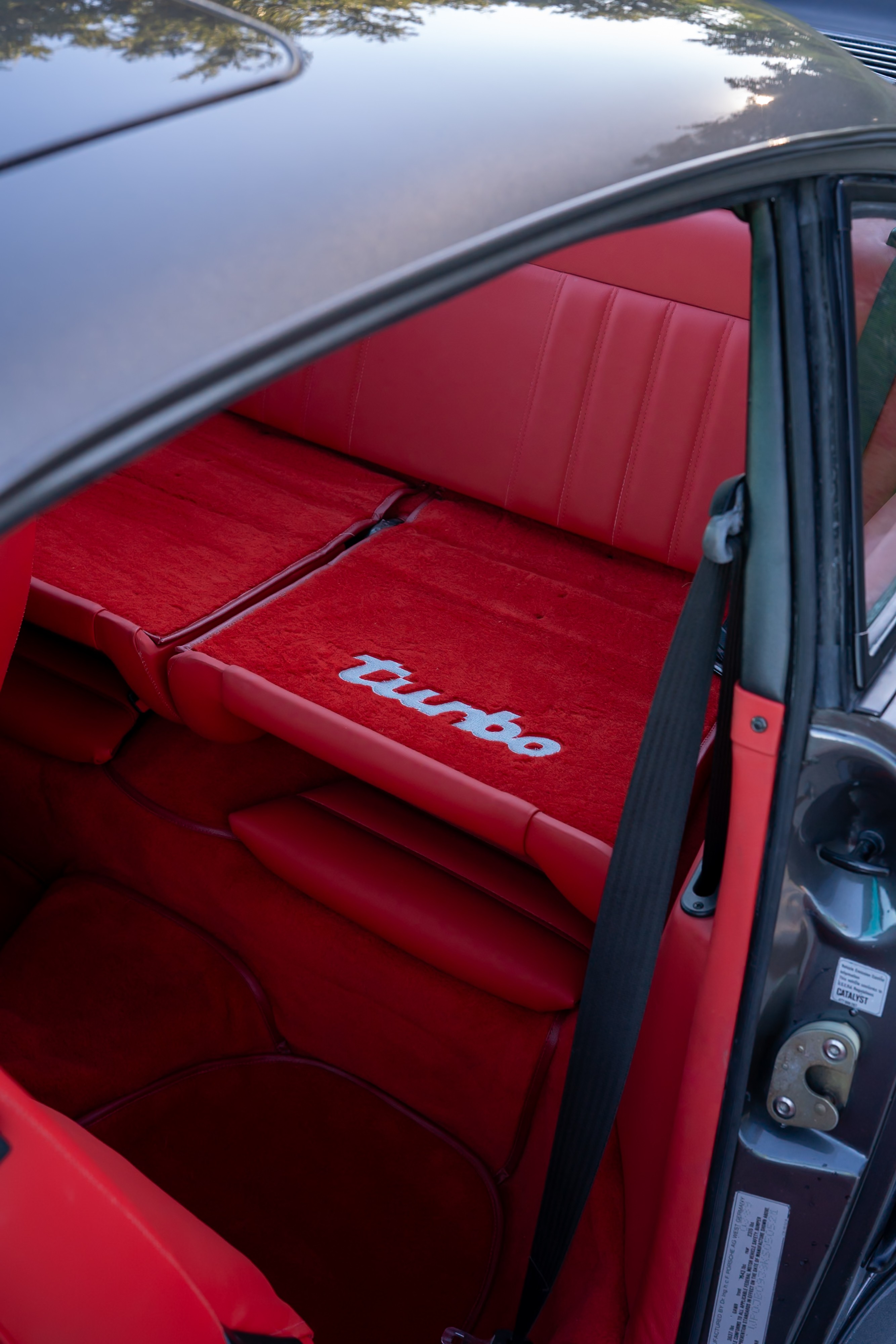 Red interior on a 1989 Porsche 911 Turbo M505 Slant Nose.