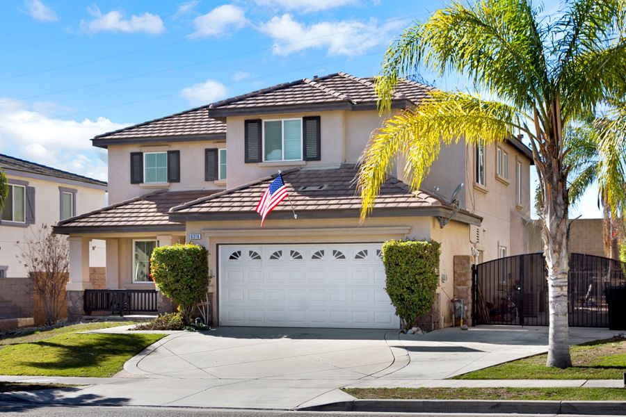 New Listing: Grand 4 Bedroom Home in Rancho Cucamonga, CA.
