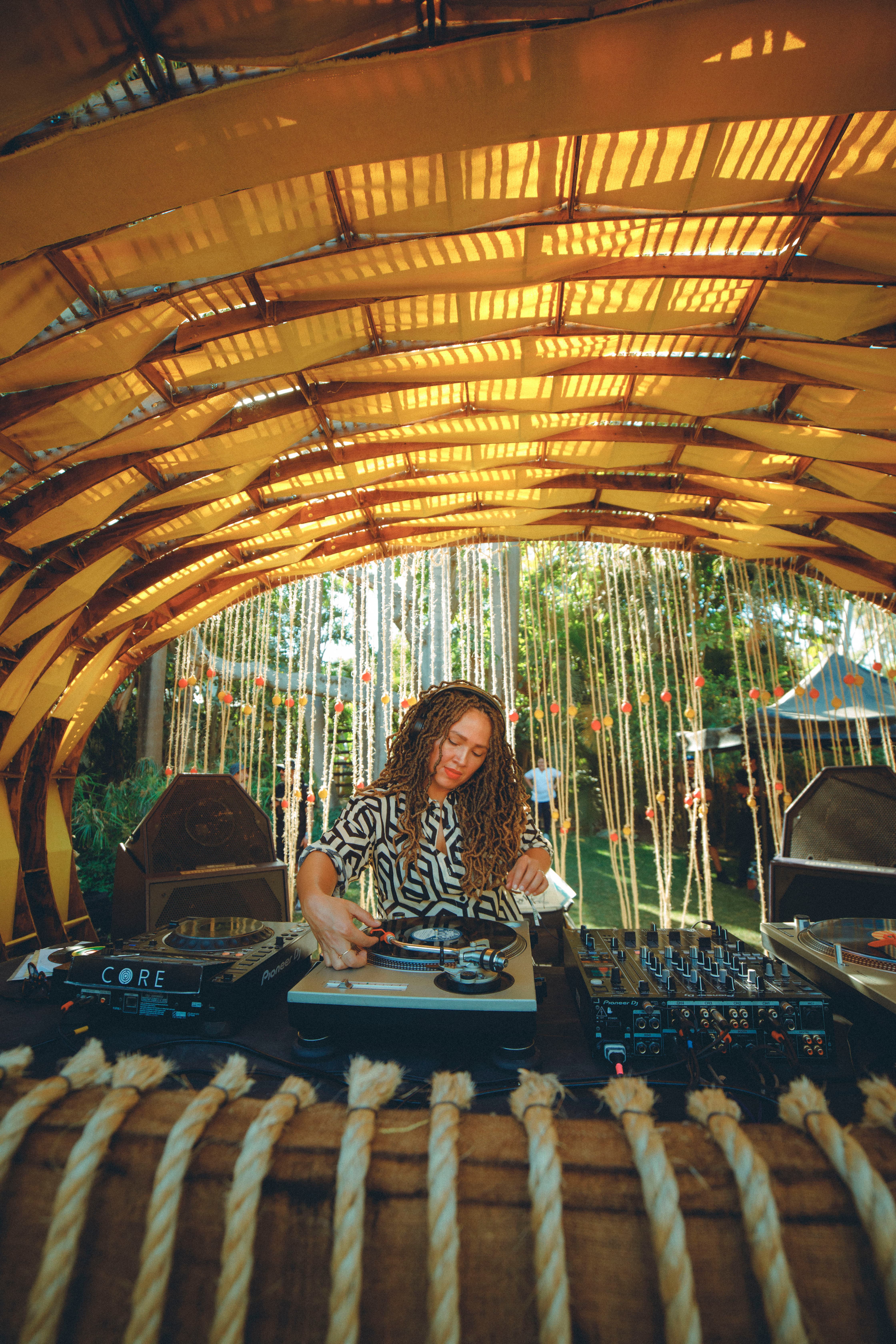 Strut Records: Edna Martinez