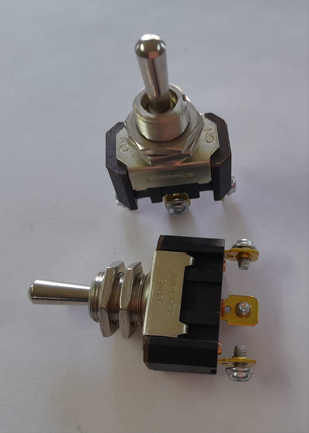 INTERRUPTOR DE PALANCA