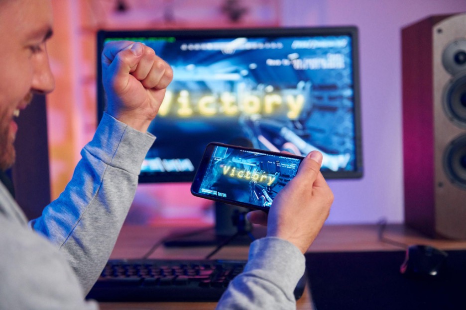 Emerging Trends in Online Casinos: Virtual Reality and Live Dealer Games