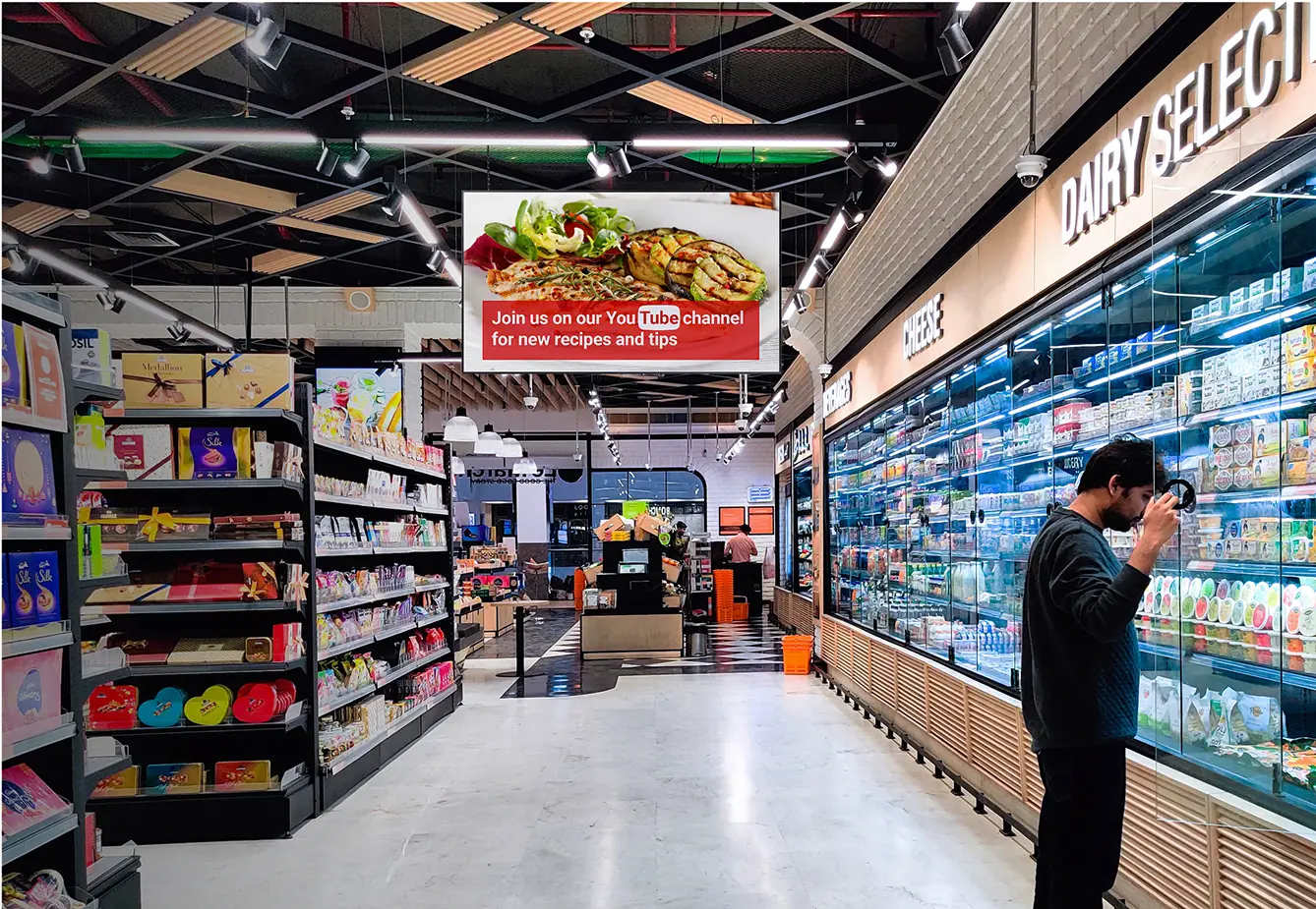 Grocery Store Digital Signage