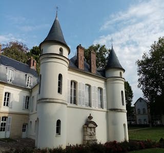 Explore the Village of Belle-Église on the Outskirts of Paris's gallery image