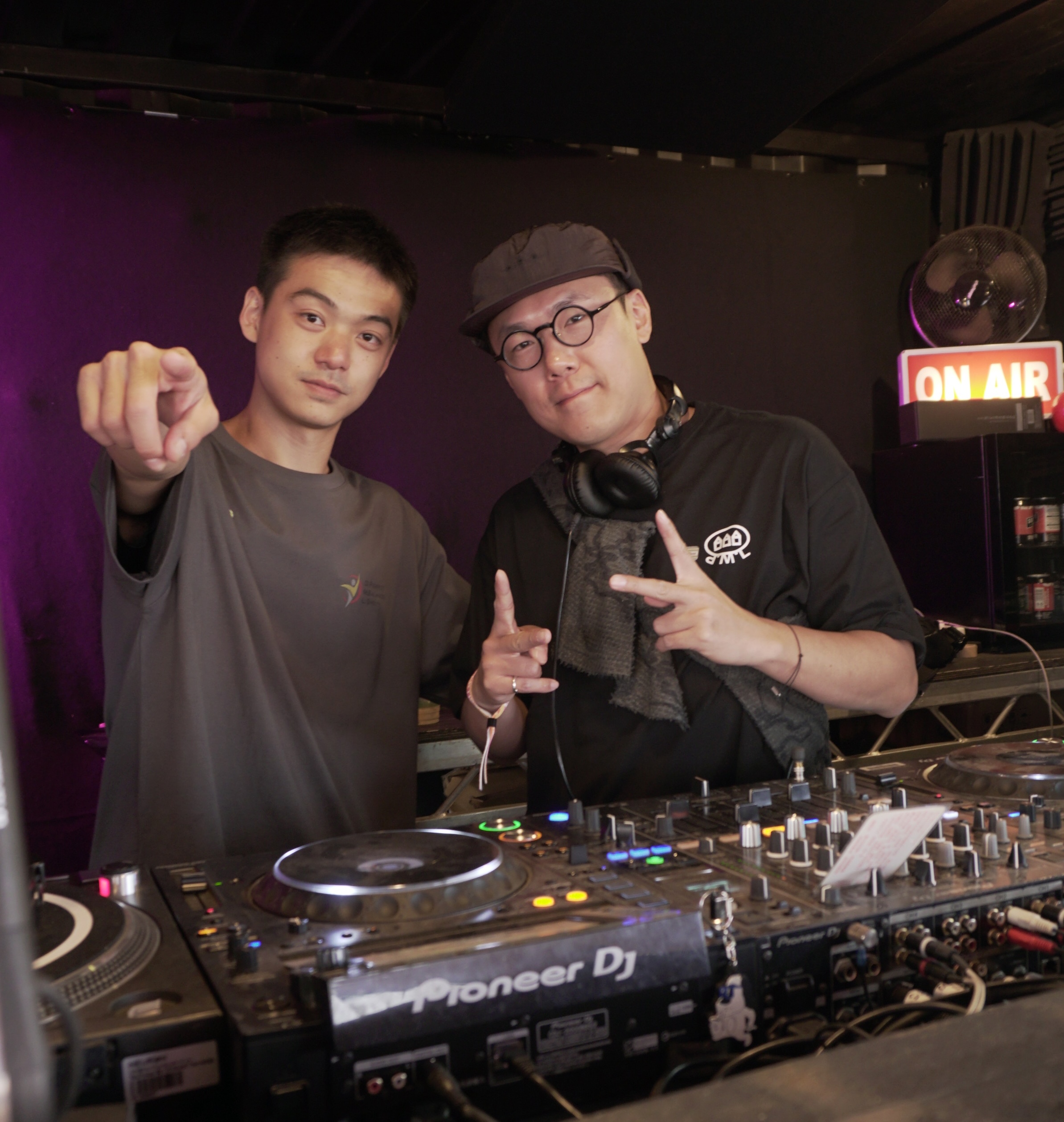 Melting Part: Surrounded by Water w/ WADE DAO & WHILES