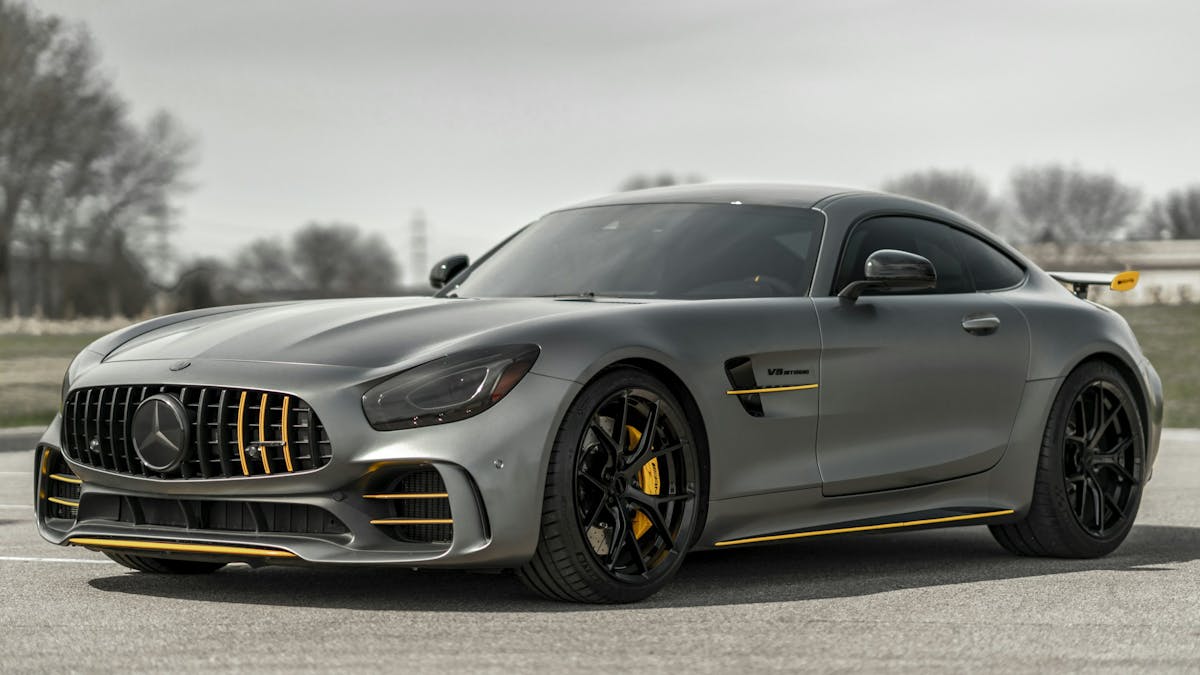 McLaren 720S - Image 1
