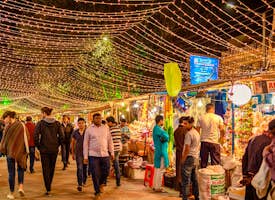 Diwali Bling- Let's explore the markets of Delhi's thumbnail image