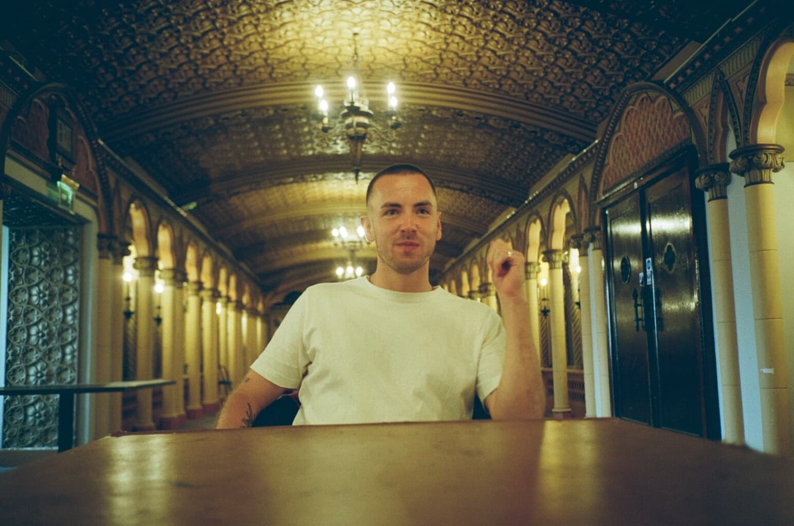 Different Frequency: Ploy