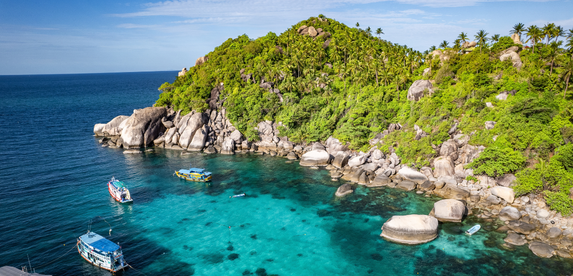 Shark-Bay-on-Koh-Tao-island-in-Thailand---The-Holiday-People.png