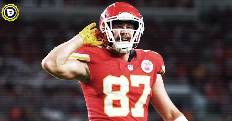 Chiefs TE Travis Kelce is featured in our Underdog Fantasy picks.