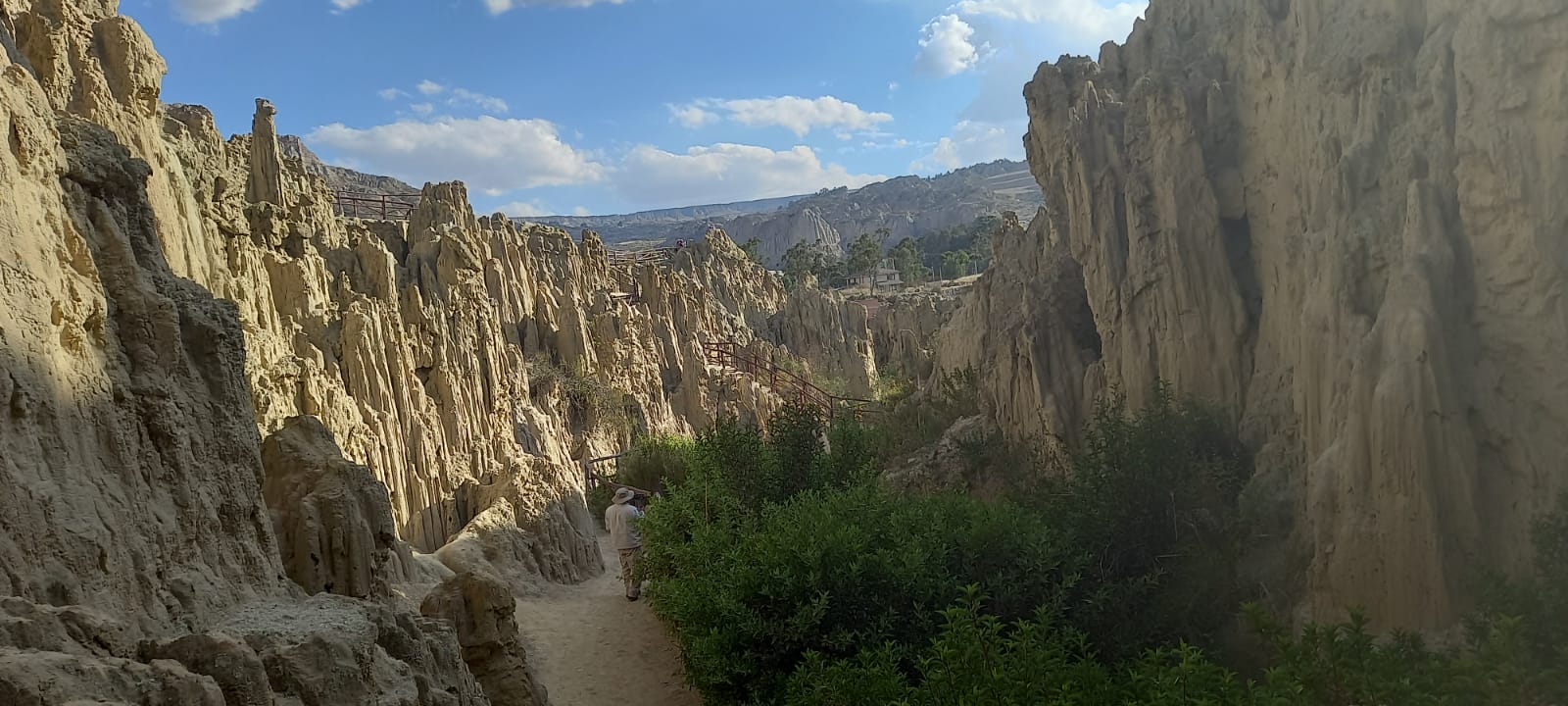 Moon Valley In Bolivia Live Streaming Tour Beeyonder