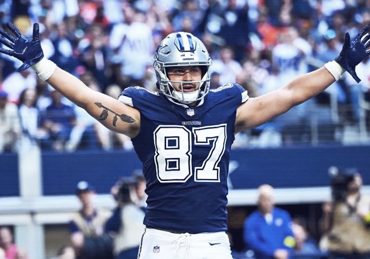 NFL Week 8 First Touchdown Picks and TD Parlay for Tight Ends Day.