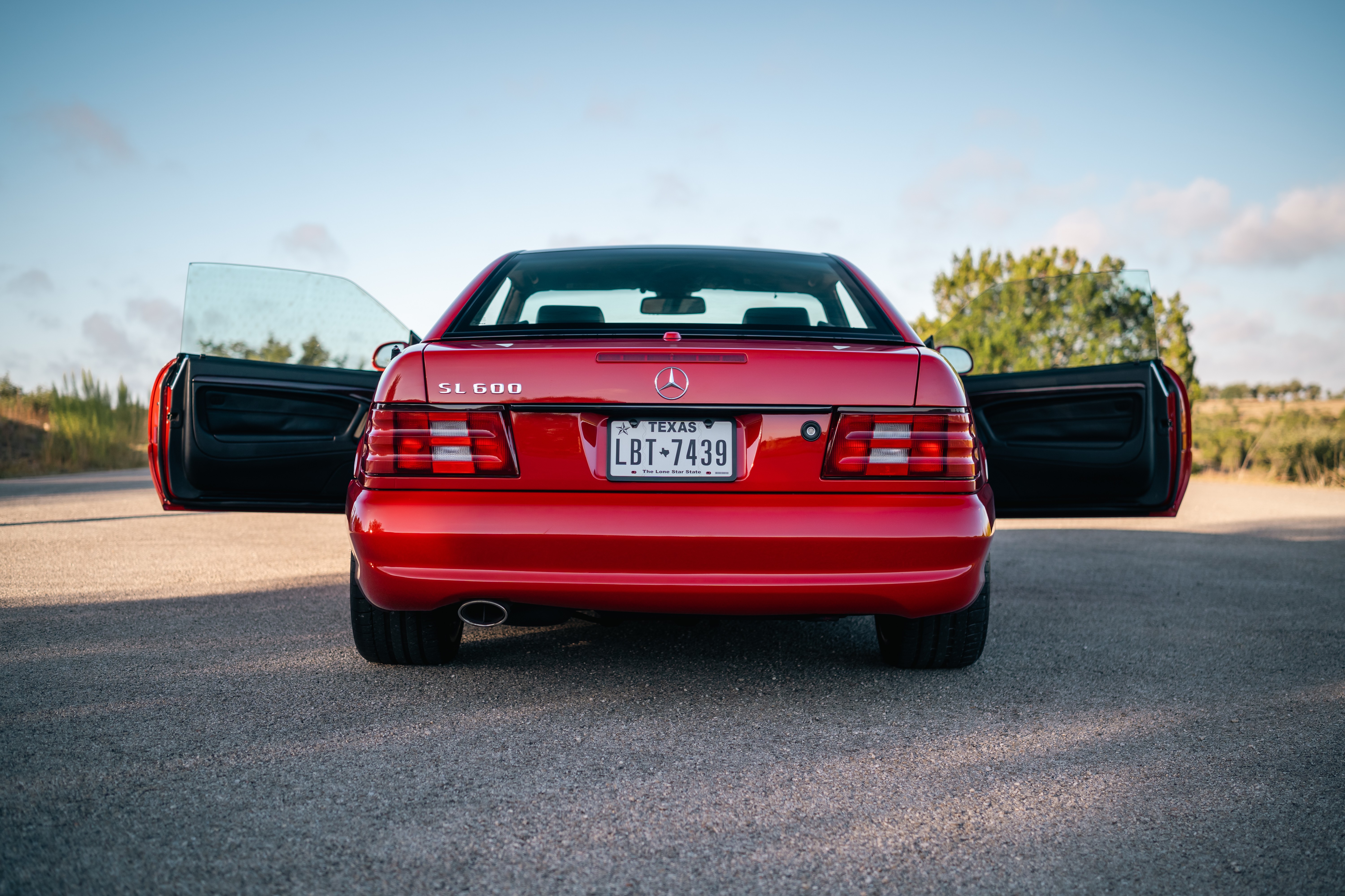 Mercedes-Benz SL600 in Dripping Springs, TX