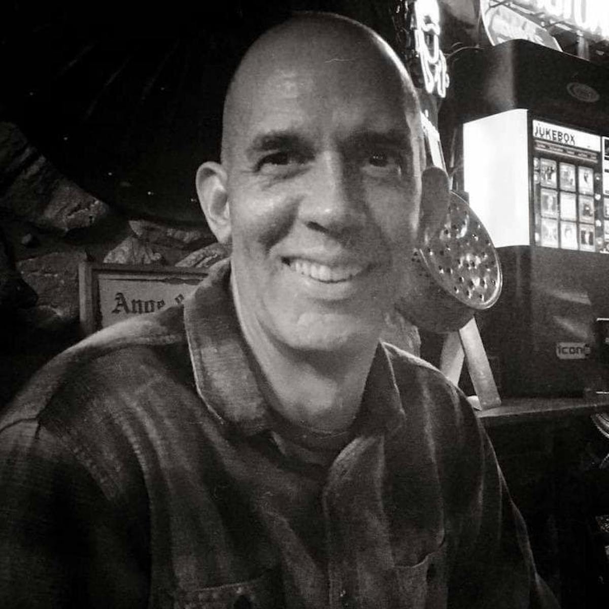 Artform Radio: Todd Roberts