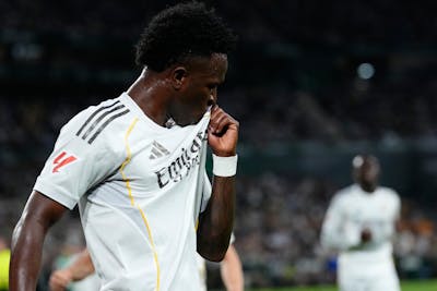 As Real Madrid firm as favorites to keep Vinicius Junior, Polymarket and Kalshi promo code "DIMERS" unlocks $20 + up to $500 bonuses on the transfer market