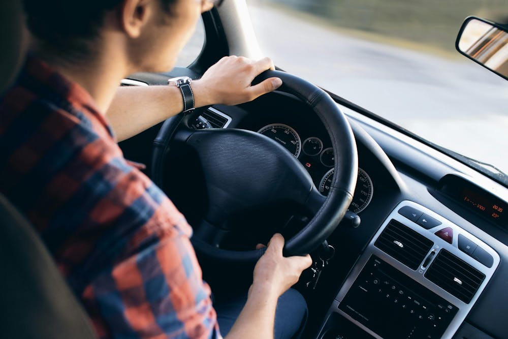 Vente de voiture : tout ce qu’il faut vérifier le jour J