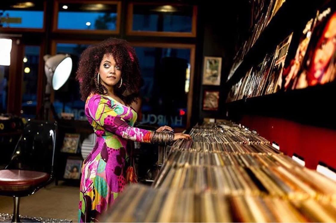 Artform Radio: Jazmin Hicks