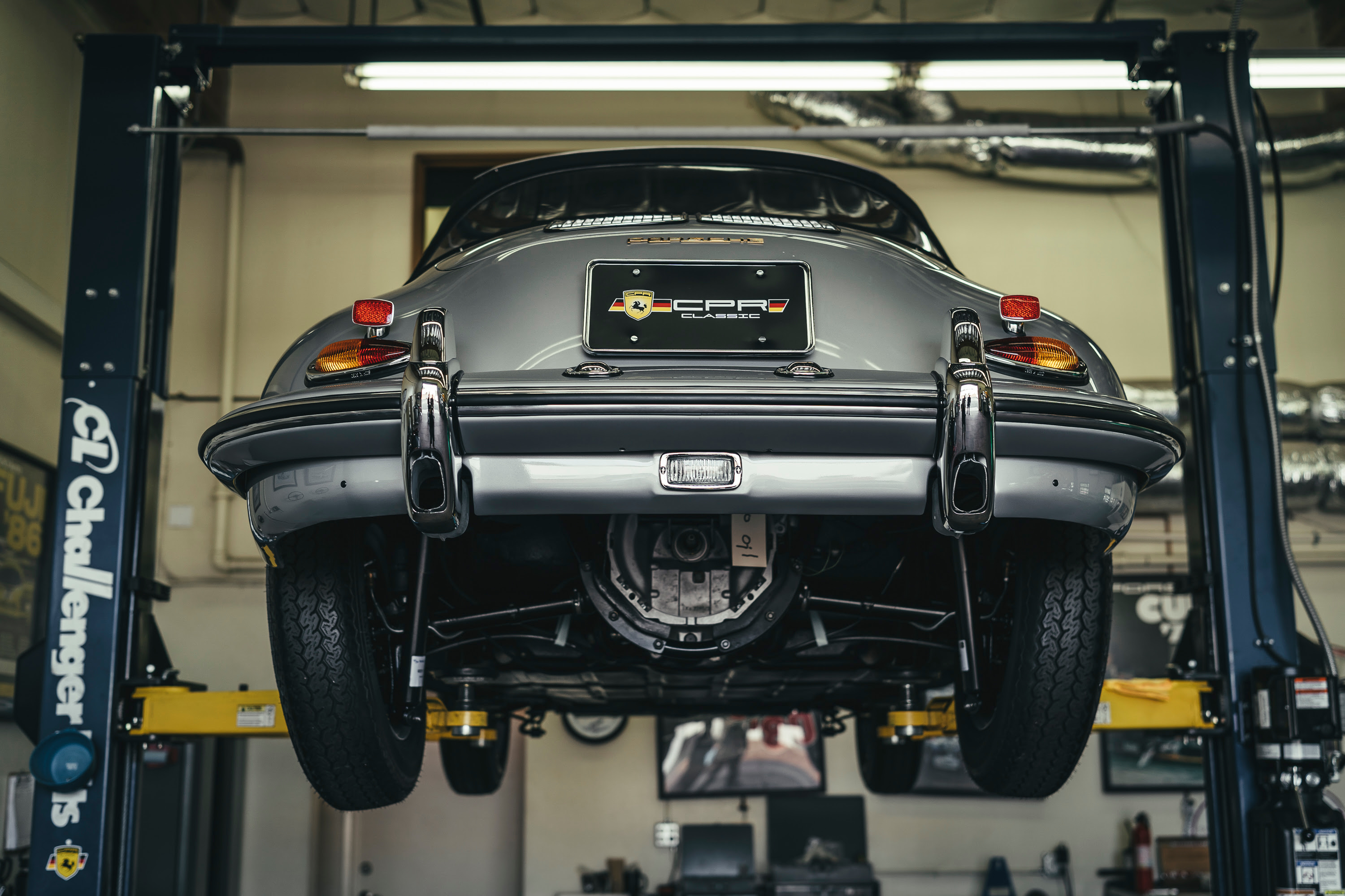 A 356 on the lift at CPR Classic.